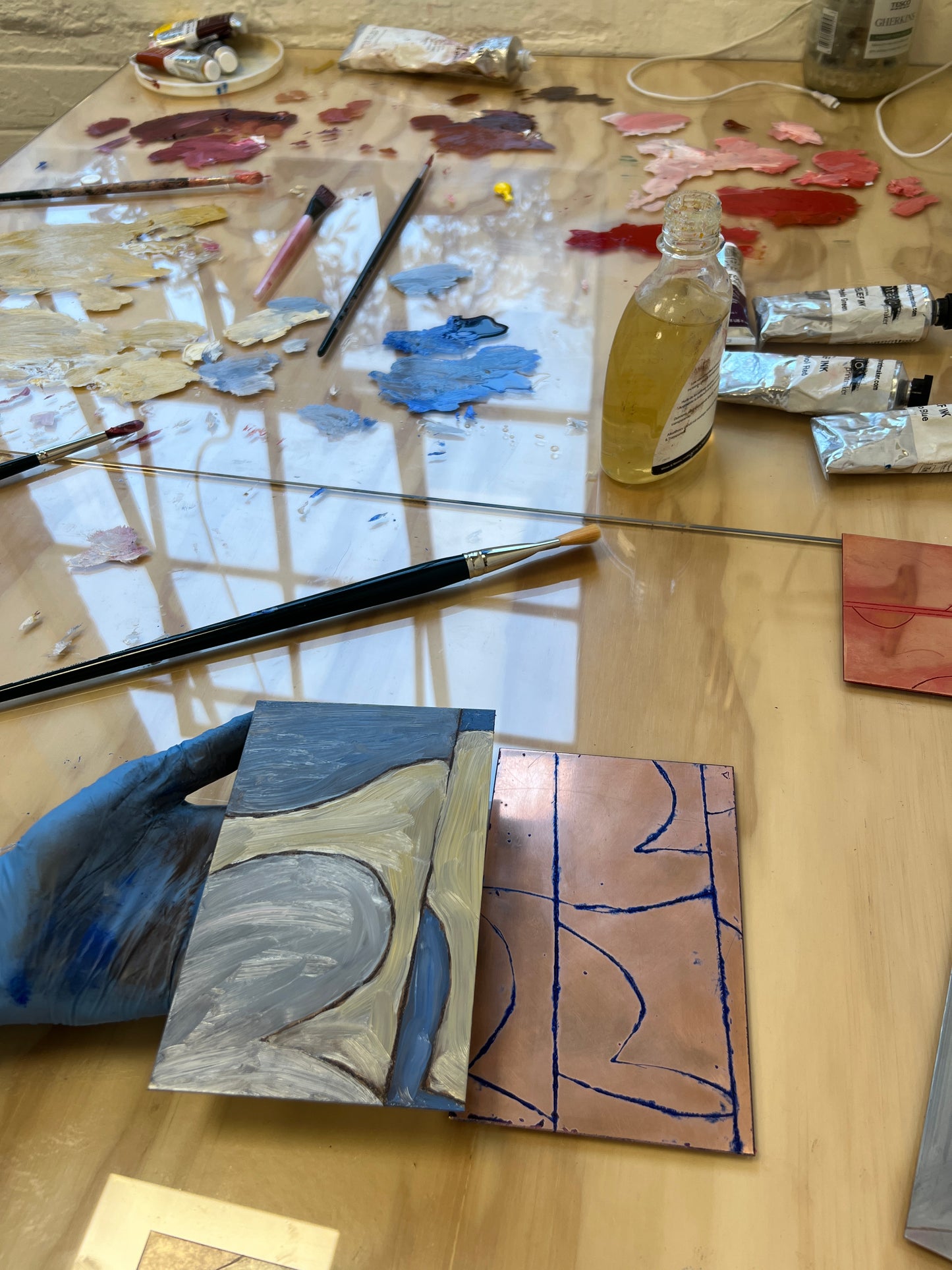 Ines Fernandez de Cordova: Botella Roja