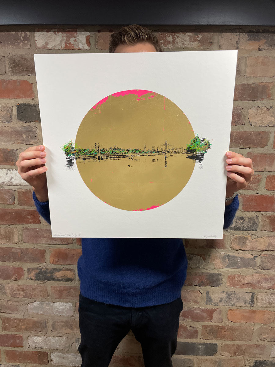 Jayson Lilley: Walking Around Albert Bridge
