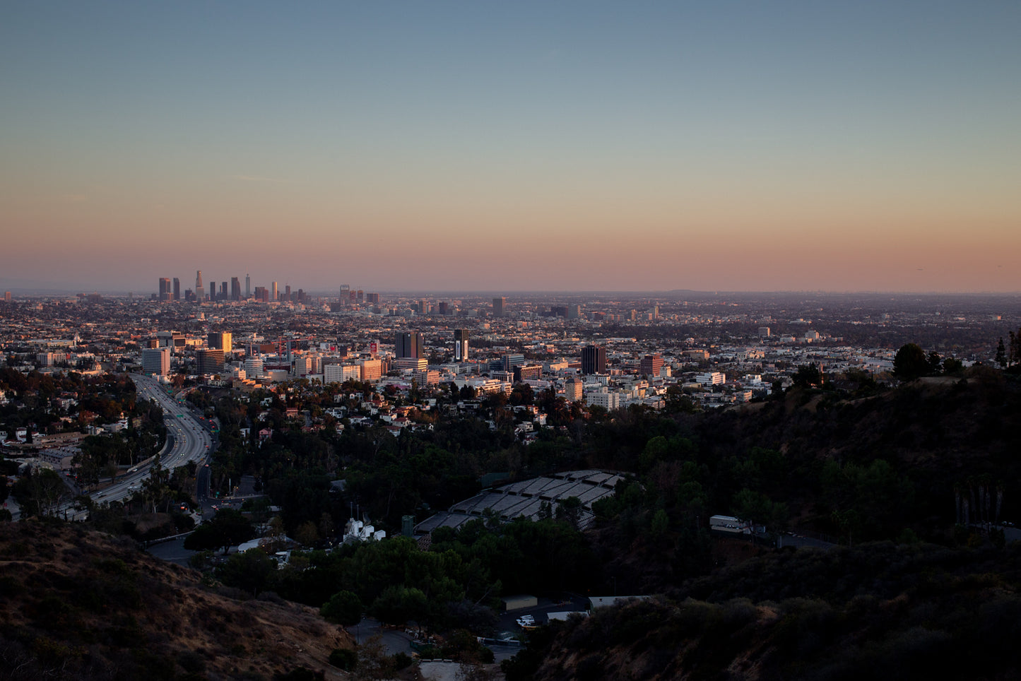 Bex Wade: Dissolve it into dusk away