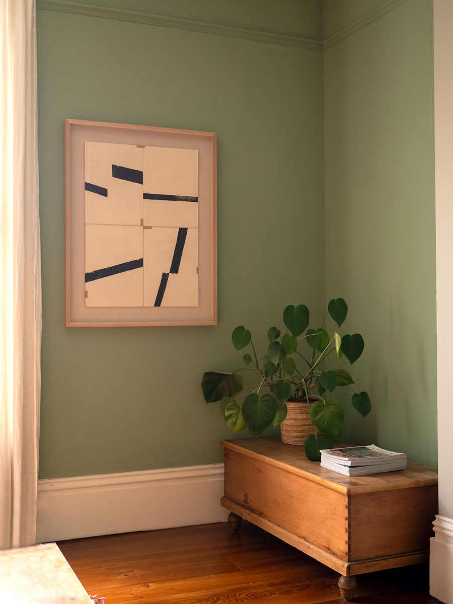Hannah Ludnow: Untitled 7